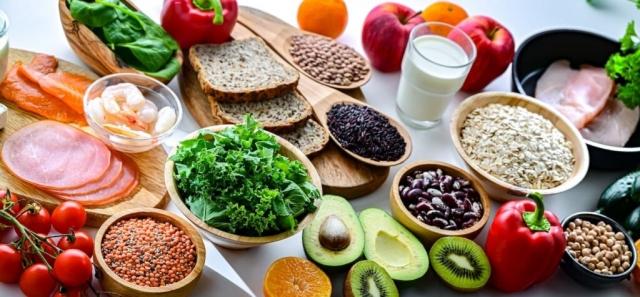 Top 10 Foods Orthopedic Surgeons Recommend for Stronger Bones & Joints